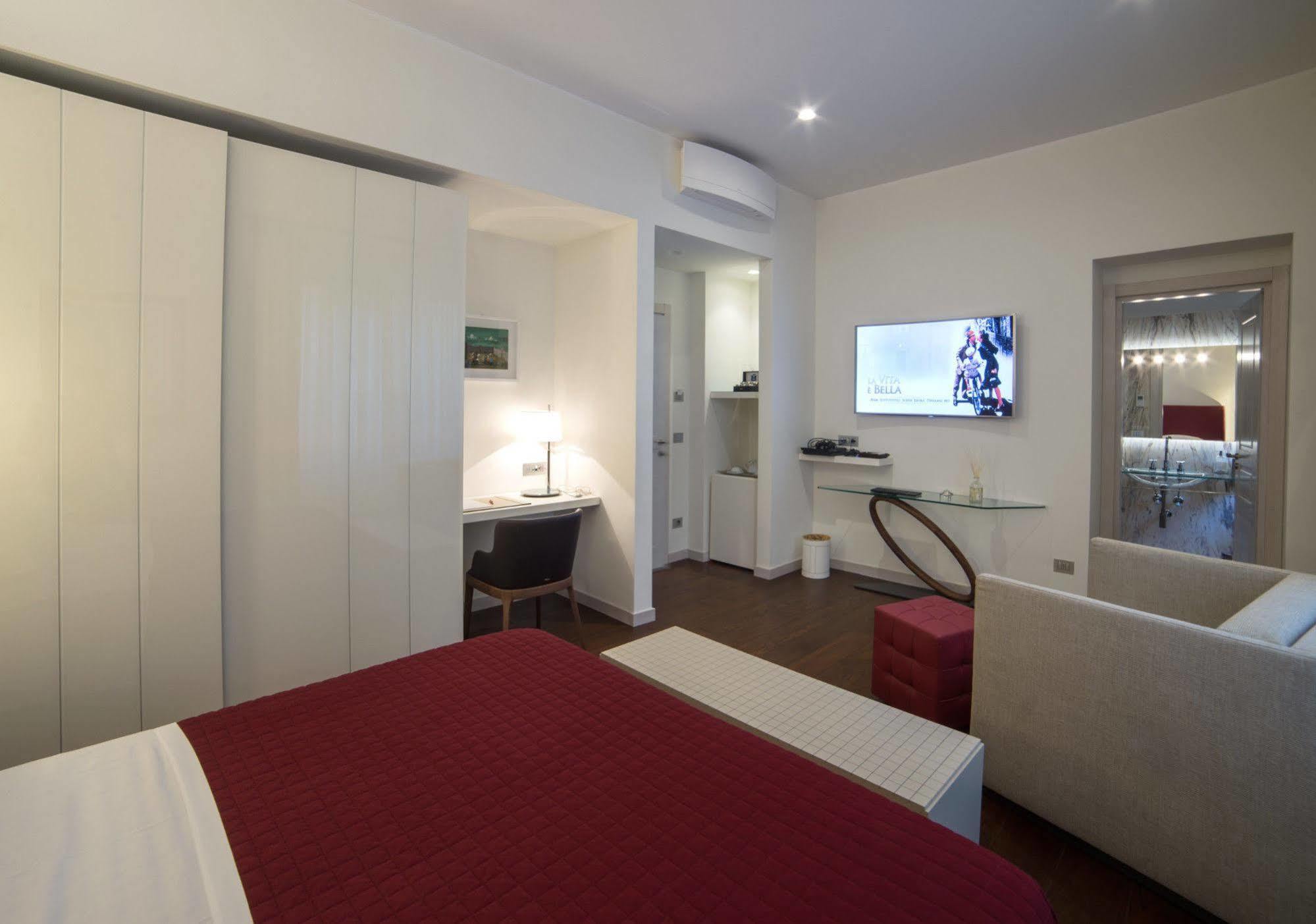 Town House Morgana Bed & Breakfast Reggio Calabria Exterior photo